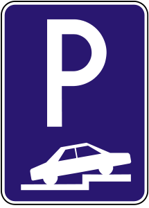 Značka IP 15a - Parkovisko – parkovacie miesta s kolmým alebo šikmým čiastočným státím na chodníku - vyznačuje a určuje dovolený spôsob státia vozidiel na chodníku. Používa sa podľa rovnakých podmienok ako značka IP14a s tým rozdielom, že vyznačuje iba dovolené čiastočné státie na chodníku.