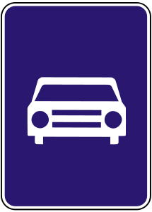 Značka IP 22a - Rýchlostná cesta - označuje cestu, na ktorej platia zvláštne ustanovenia o premávke na diaľnici a rýchlostnej ceste.