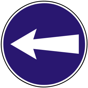 Značka C 3 - Prikázaný smer jazdy - prikazujú smer jazdy len v smere, ktorým šípka vyobrazená na príslušnej značke ukazuje, čím je zároveň vyjadrený zákaz jazdy iným smerom. Značky C1 až C4c sa používajú najmä pred križovatkou.